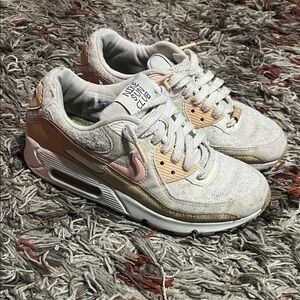 Nike Women's Sneakers - Cream and Pink